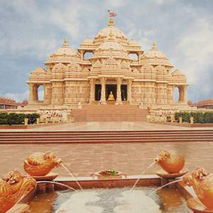 Pilgrimages in Delhi